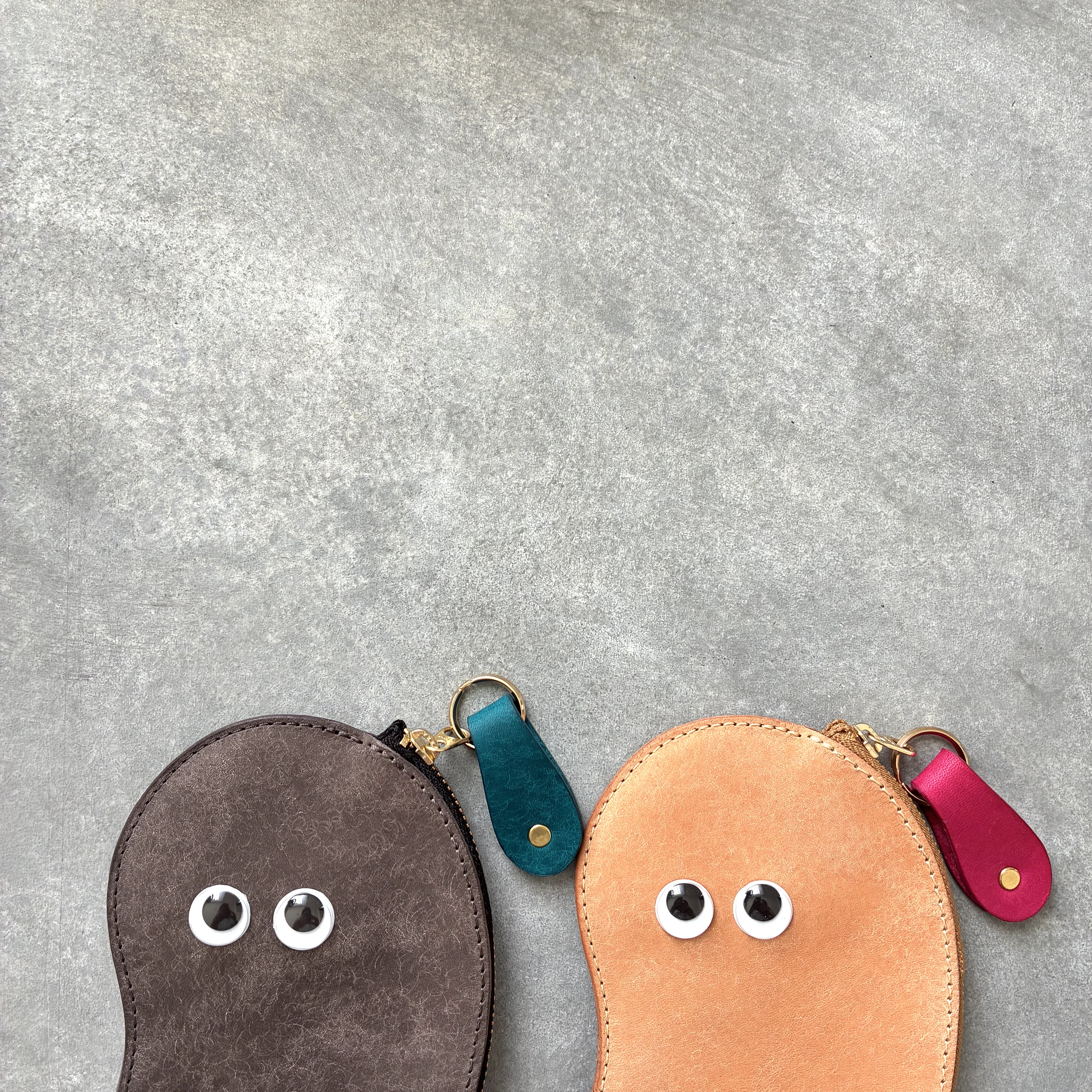 可愛いが止まらない!!上質お豆の薄型財布